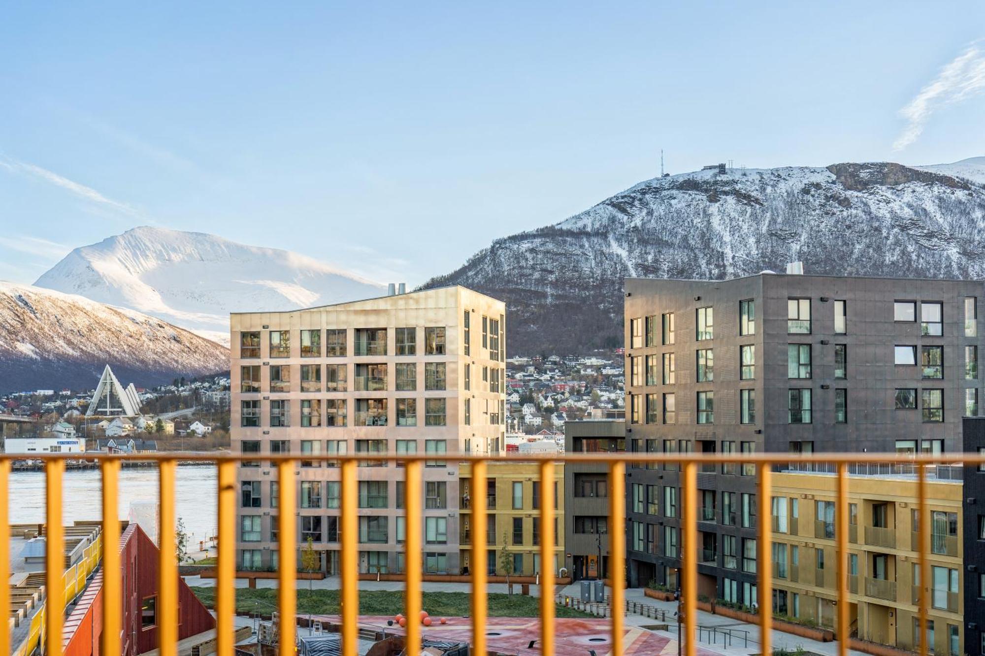 Totalapartments Vervet Gjoa, Brand New Apartments Tromso Luaran gambar