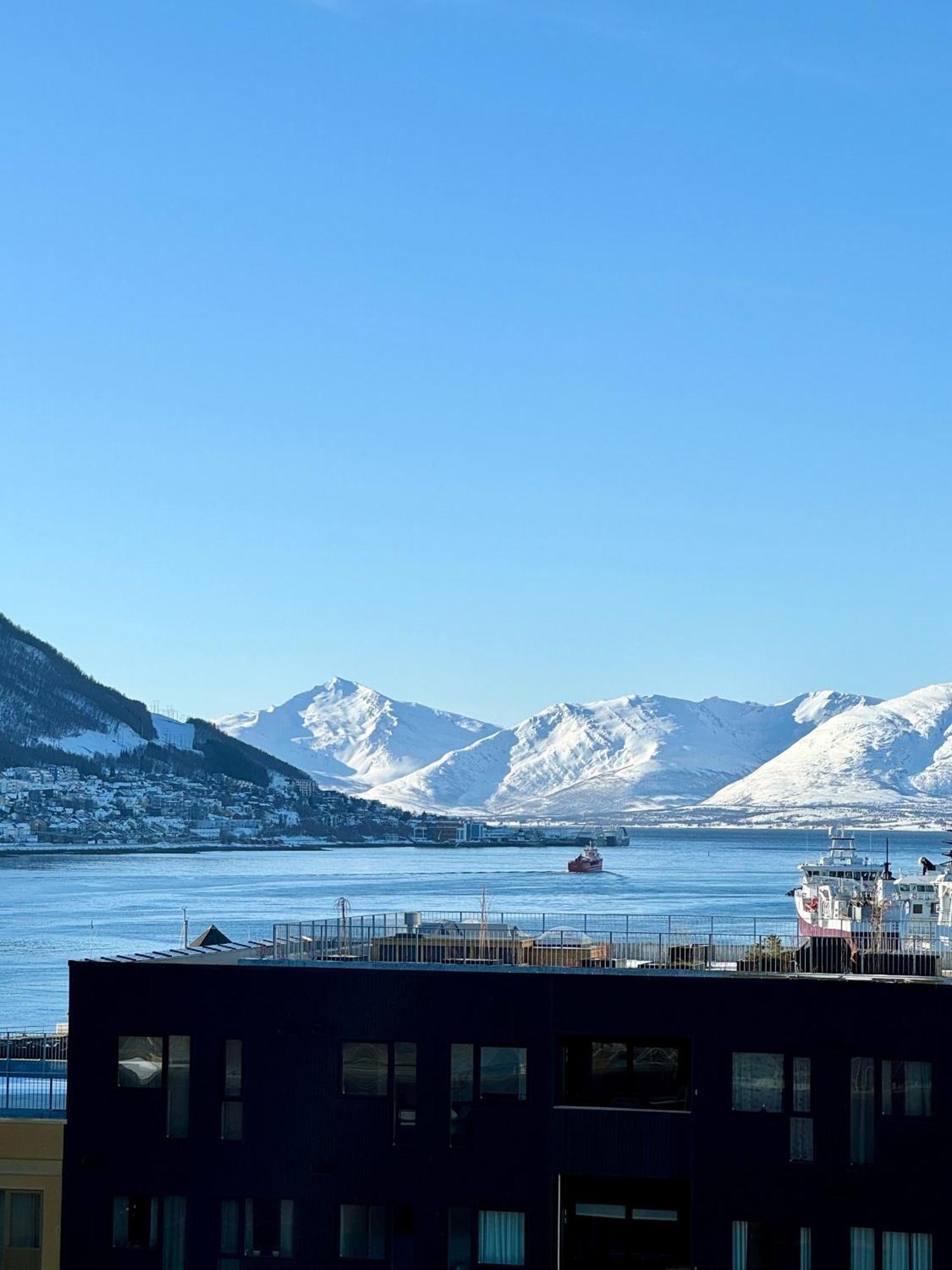 Totalapartments Vervet Gjoa, Brand New Apartments Tromso Luaran gambar